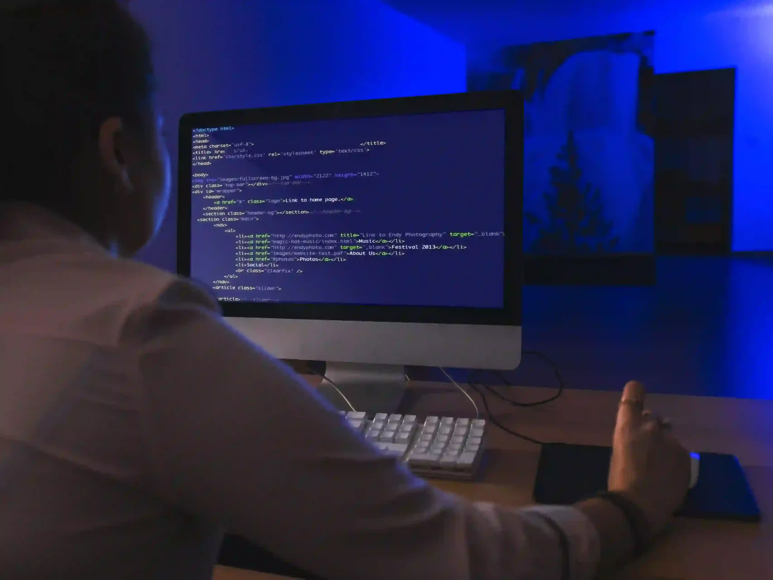 How Ethical Hackers Find Vulnerabilities in Systems How Ethical Hackers Find Vulnerabilities in Systems